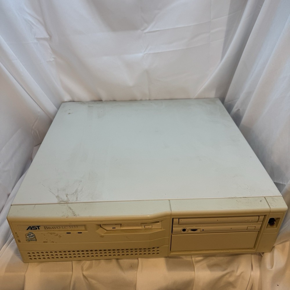 Vintage AST Research Bravo LC 5133 Desktop Computer WINDOWS 95 Untested