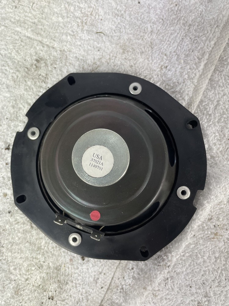 Harley Davidson FLHTC Speaker Assembly 77010-96 NOS