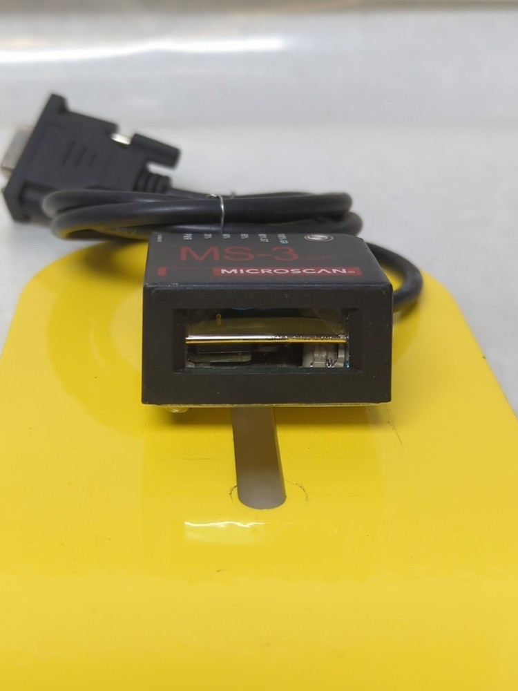 MICROSCAN,MS-3,HIGH SPEED LASER BARCODE SCANNER + BRACKET PRE-OWNED