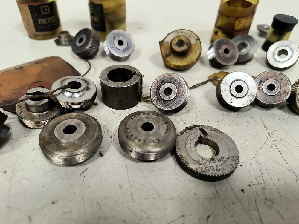 Reed B8 Thread Rolling Head Attachment with Assorted Thread Roll Dies B&S