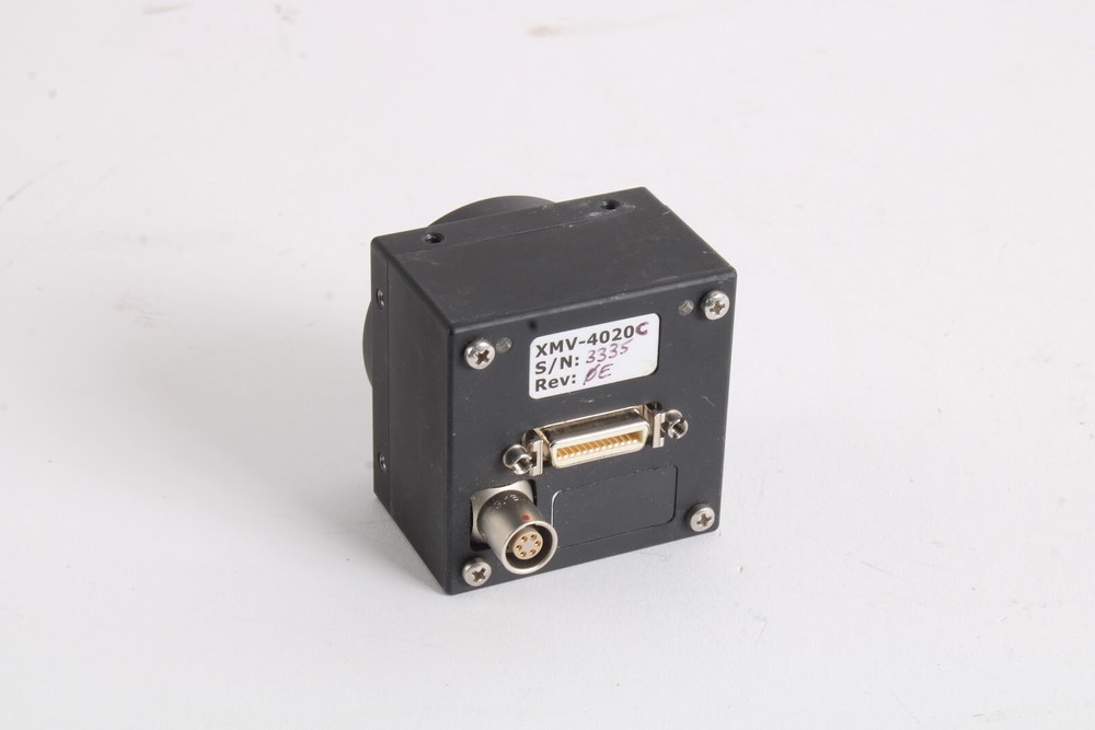 Illunis XMV-4020 High-Resolution Camera