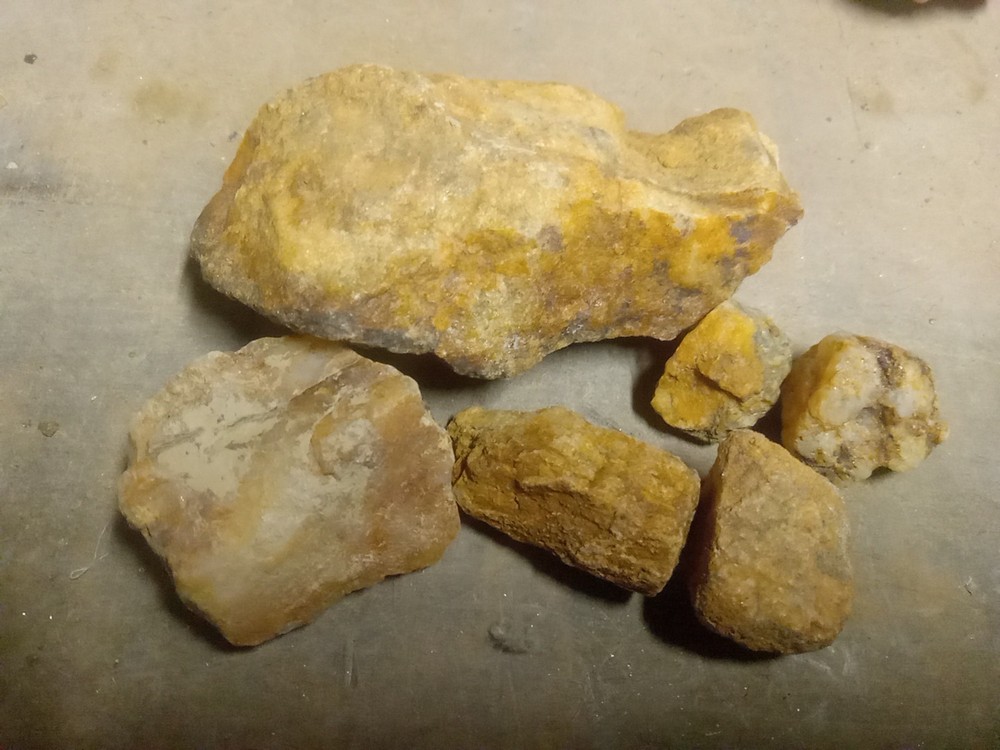 gold ore specimen