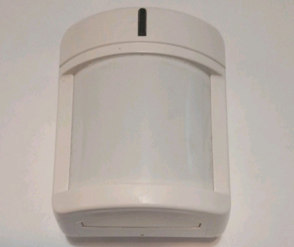 Napco Microprocessor PIR Sensor & Room-Temp Alert, Pet Immune (PIR1680PT)