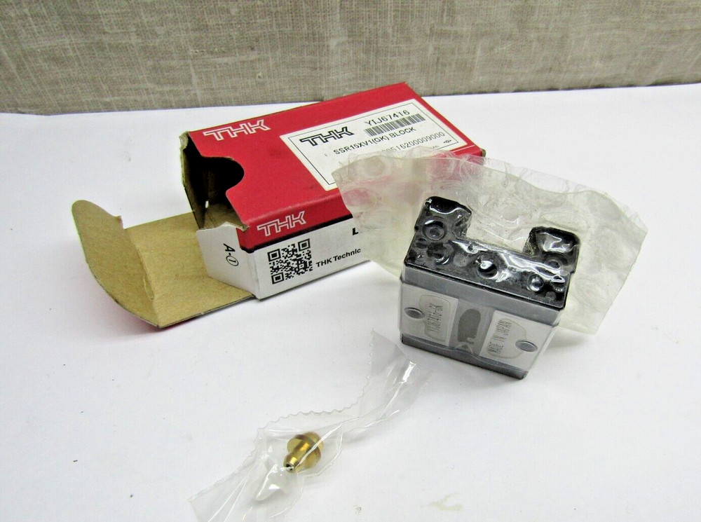 THK SSR15XV1 (GK) Linear Bearing Block
