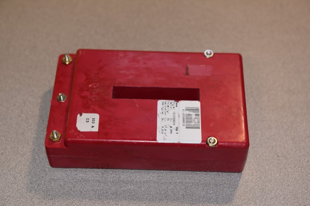 Style 151D995G03 300A Current Transformer