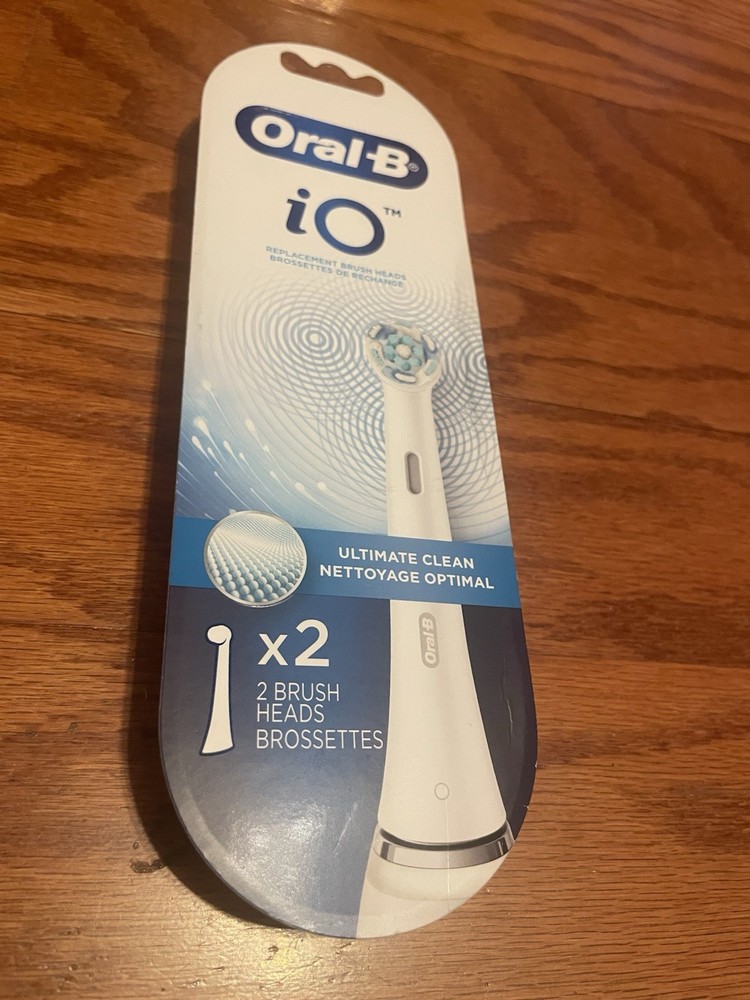 Oral-B iO Ultimate Clean Brush Heads White 2 Pack Genuine Replacement