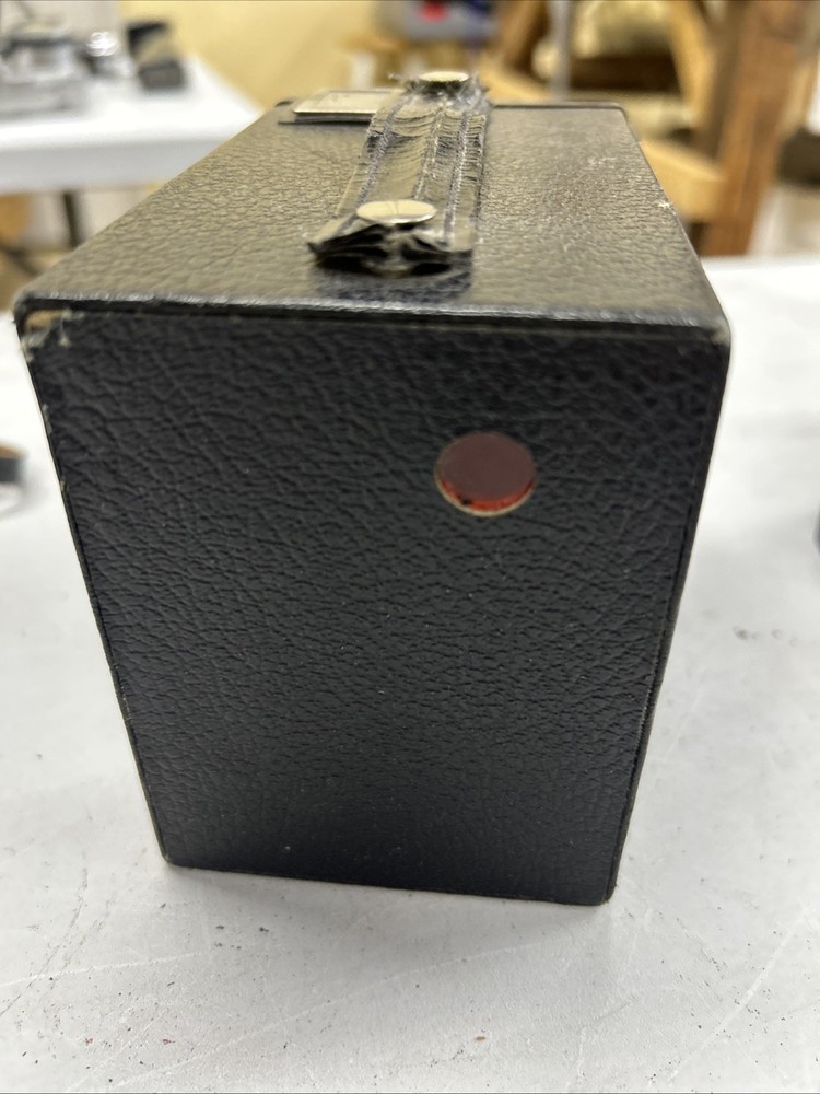 Vintage Brownie Junior Six-20 Box Camera Untested