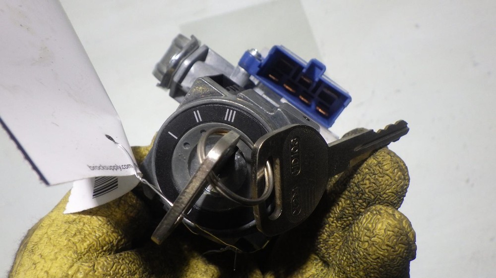 96 HONDA ACCORD Ignition W/Key