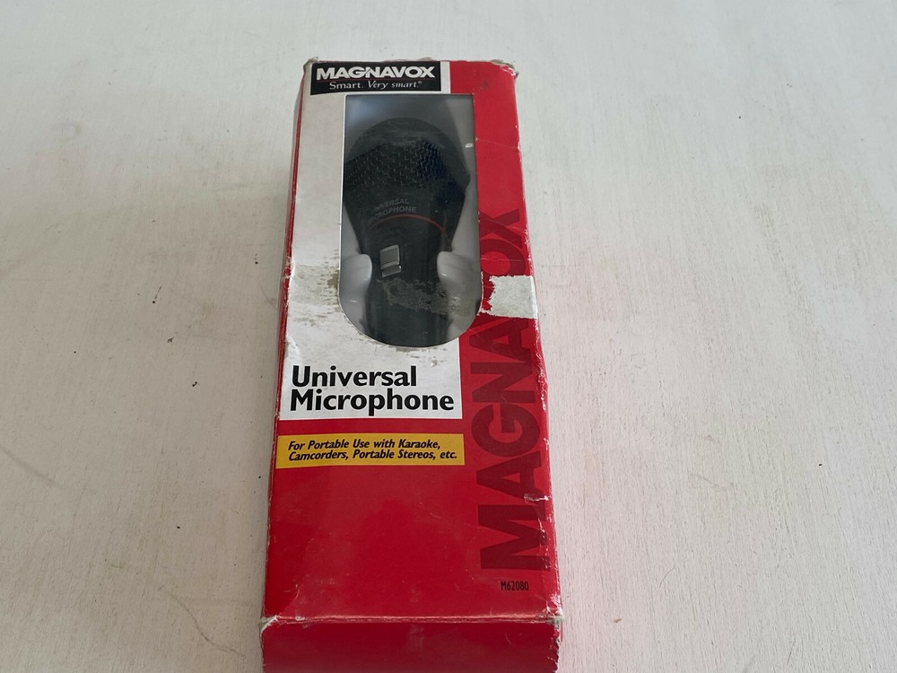 KK9: MAGNAVOX Smart. Very Smart Universal Microphone