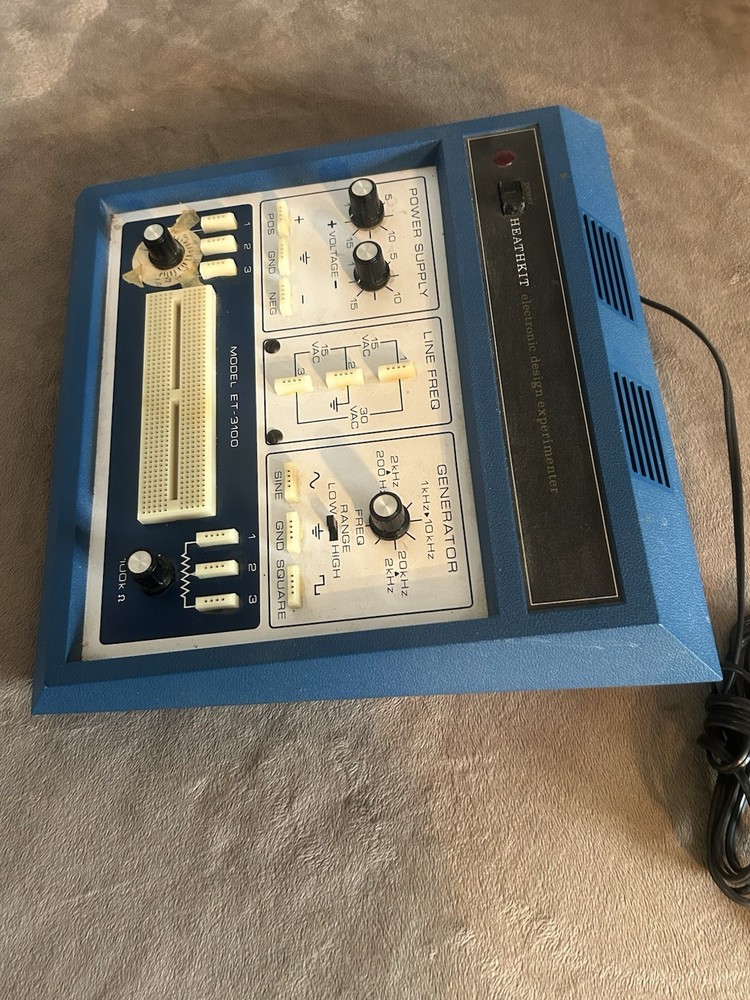 Vintage Heathkit Model ET-3100 Electronic Design Experimenter - Powers On