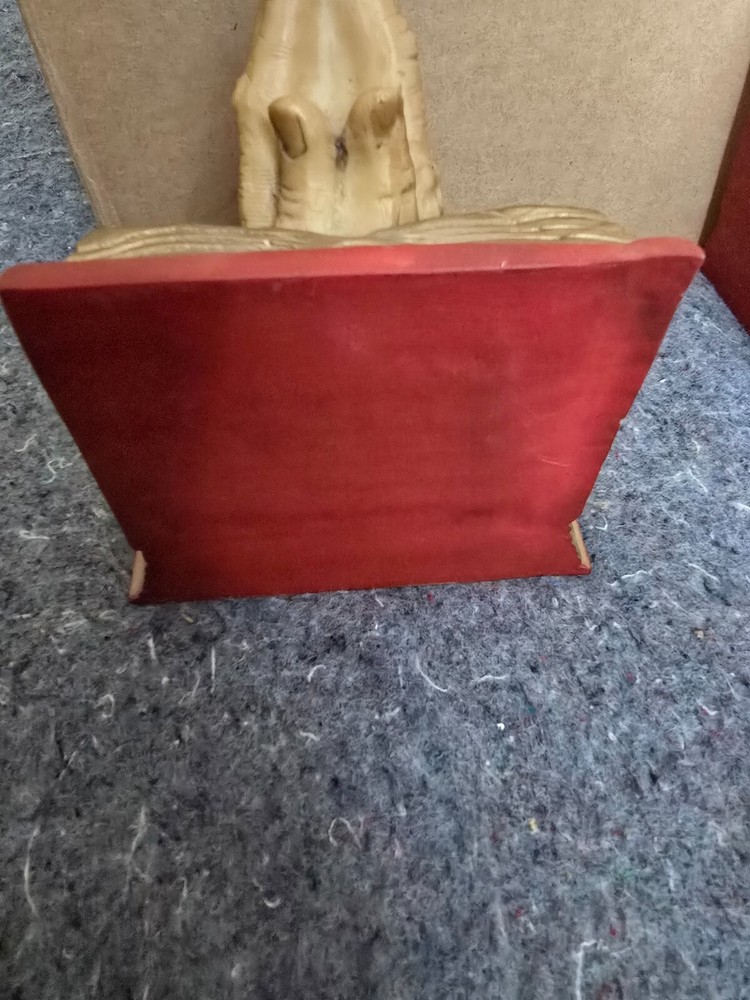 Vtg praying hands bible book ends