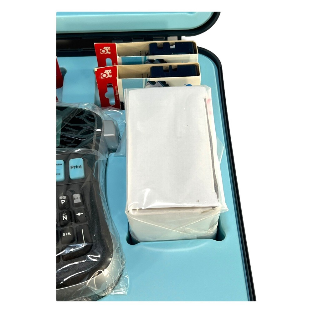 DYMO Label Maker Label Manager 210D Printer Case Bundle
