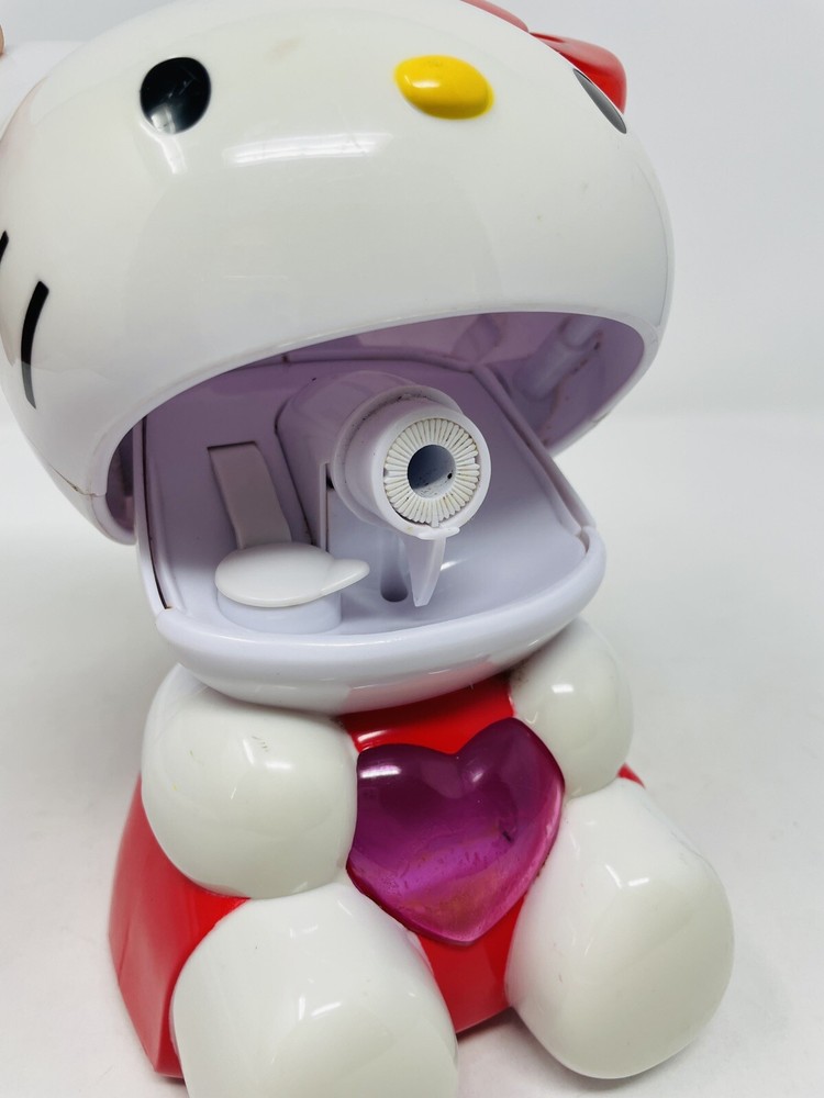 Sanrio Hello Kitty Bubble Bellies Blower Battery Operated Bubble Maker 2009