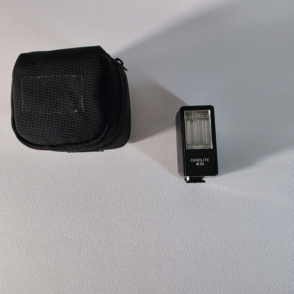 Canon Canolite ED Flash With Case Working