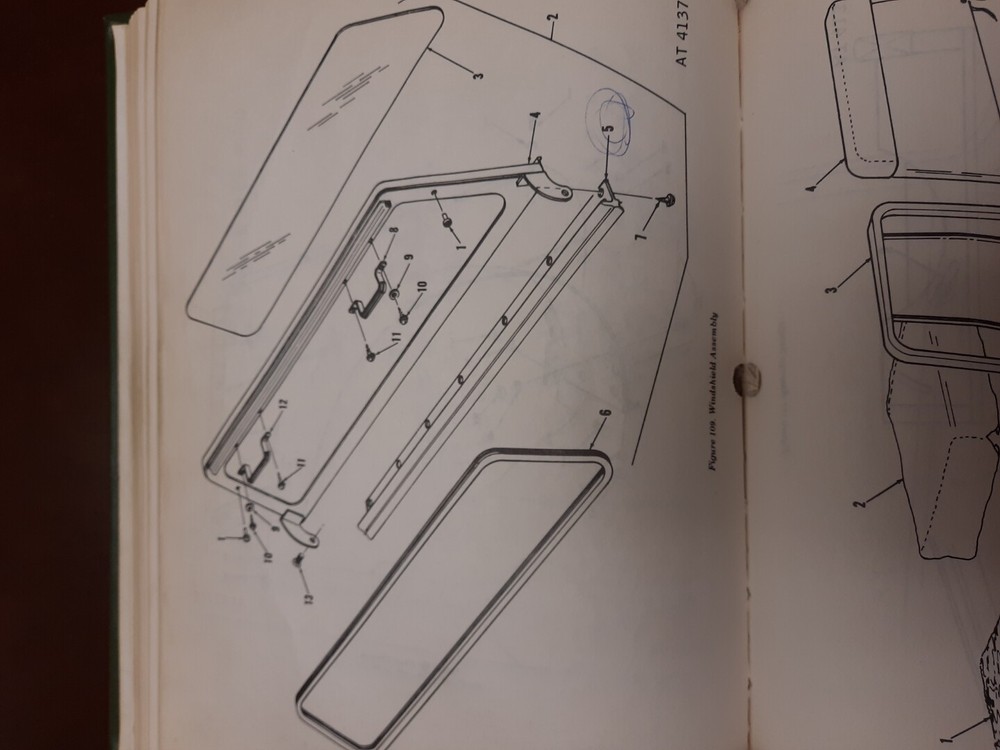 M715 Kaiser Windshield Weatherstrip 11657716