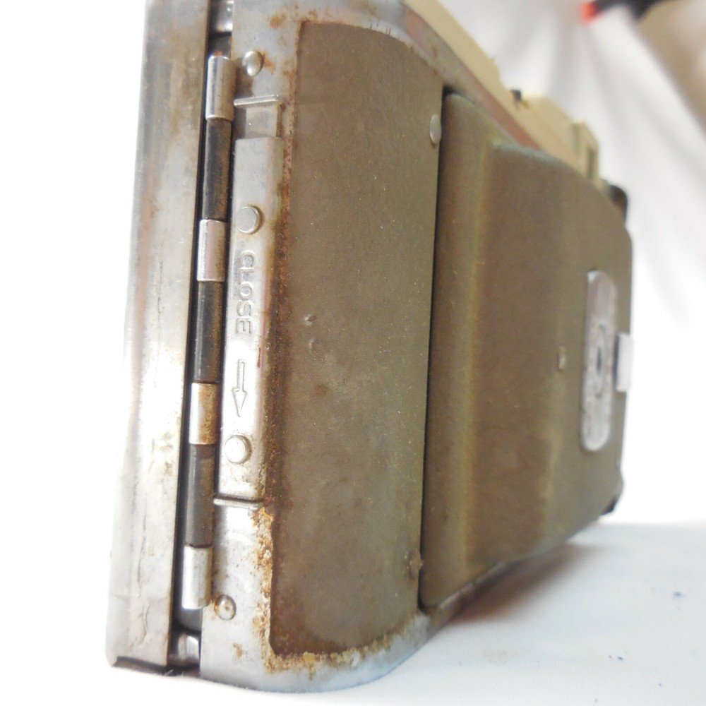 Vintage 1950's Polaroid Land Camera Model 80