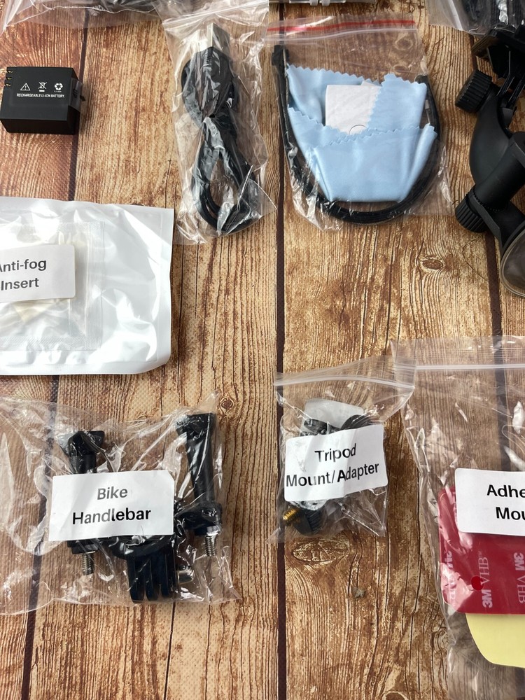 Action Savvy Camera And Attachments 007 New Open box