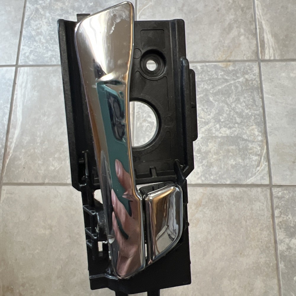 2012-2017 HYUNDAI ACCENT FRONT RIGHT CONTROL DOOR LOCK LATCH ACTUATOR OEM
