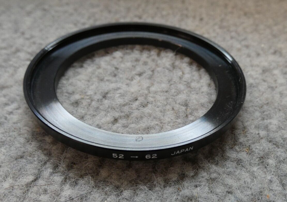 CAMERA LENS STEP UP RING 52-62 JAPAN
