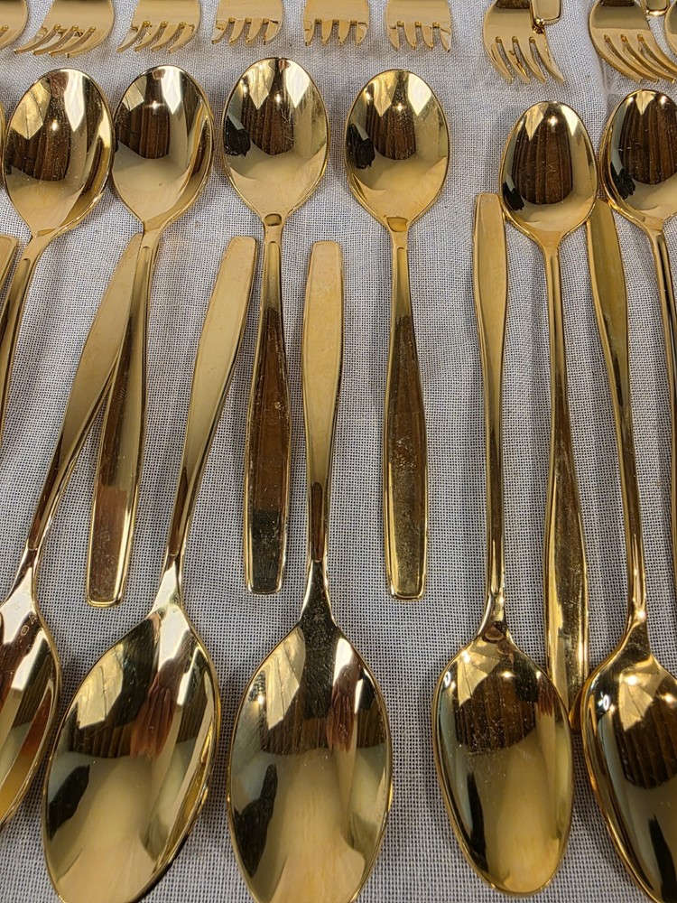80 Pc Rogers Gold Stainless Flatware. USA.