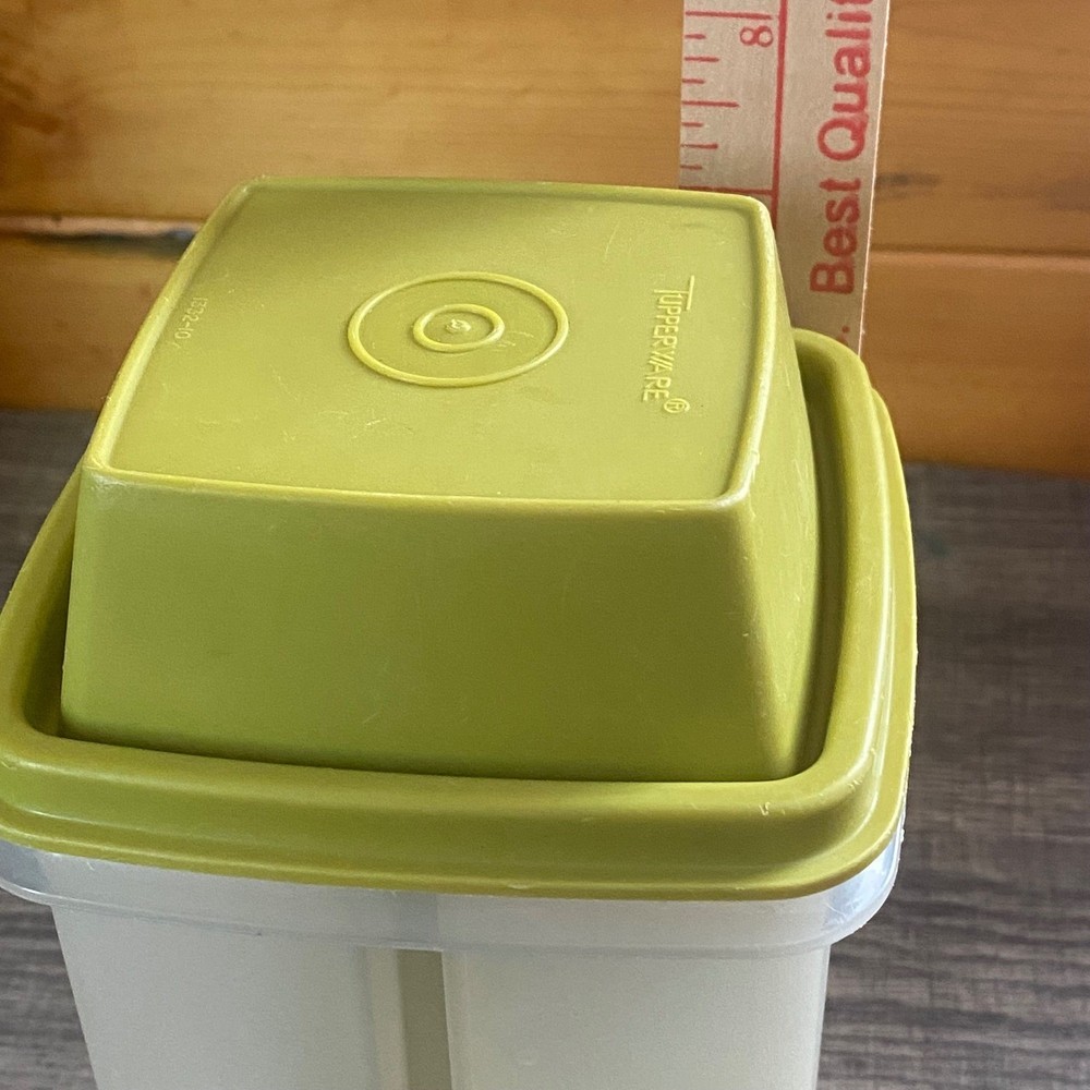 Tupperware Modular Mate Square Container with Grate and Lid Green 1332-10