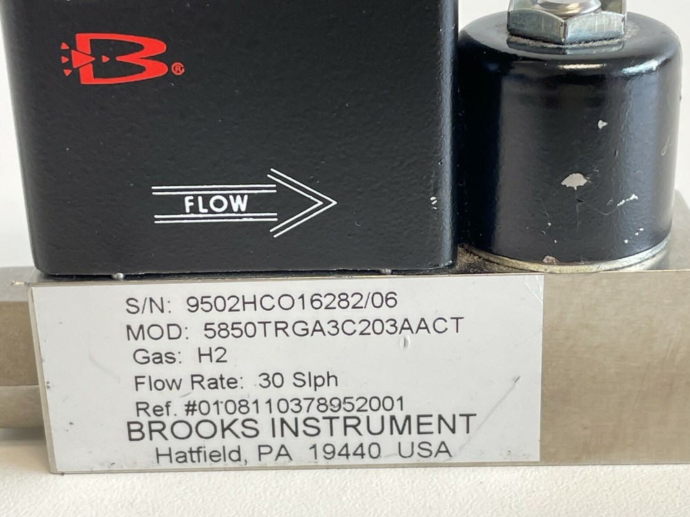 U2: Brooks 5850TR Mass Flow Controller 5850 TR Series