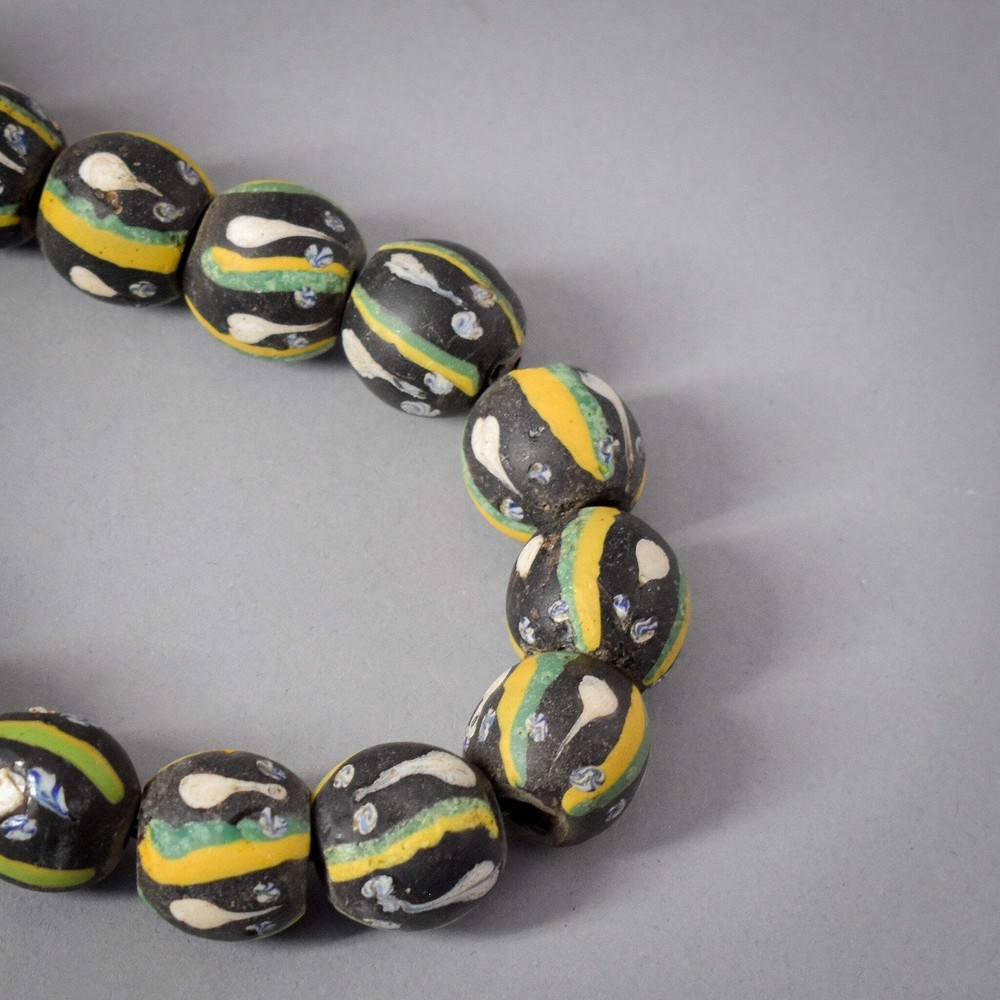 16 Ghost Venetian Black Trade Beads