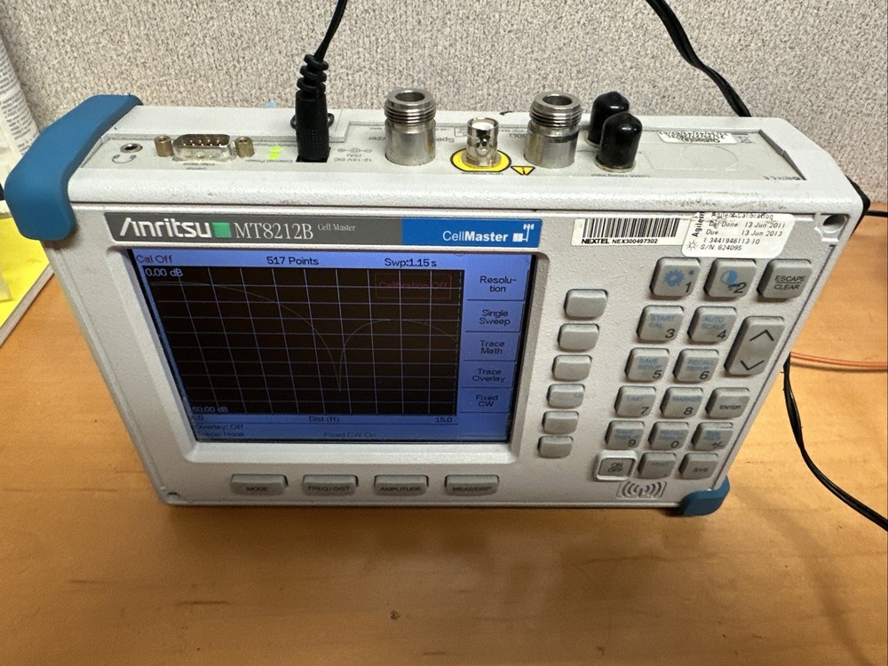 Anritsu MT8212B Many Options (Spectrum Analyzer, Cable/Antenna Analyzer)
