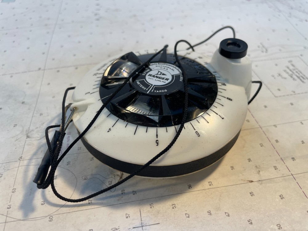 Davis Instruments Corp 1966 Range Finder