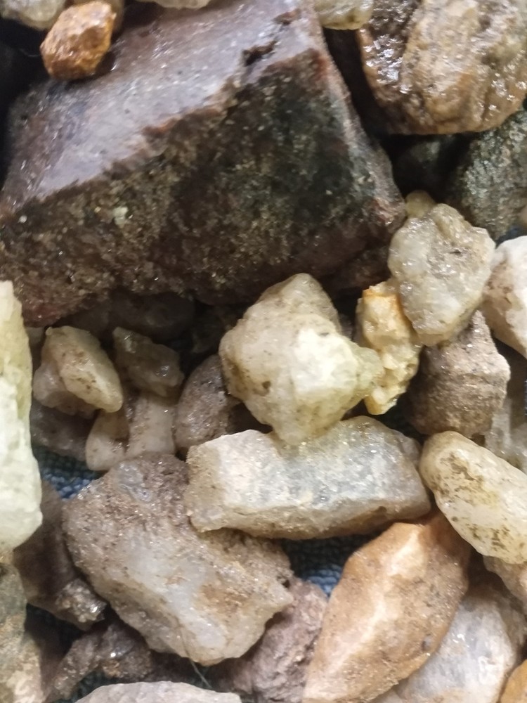Quartz Ore Rock Lot Raw Rough 24 lbs