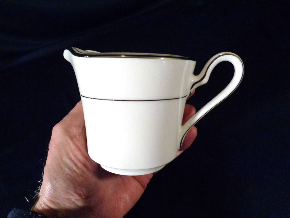 Noritake Champlain 7553 Cream and Sugar EC