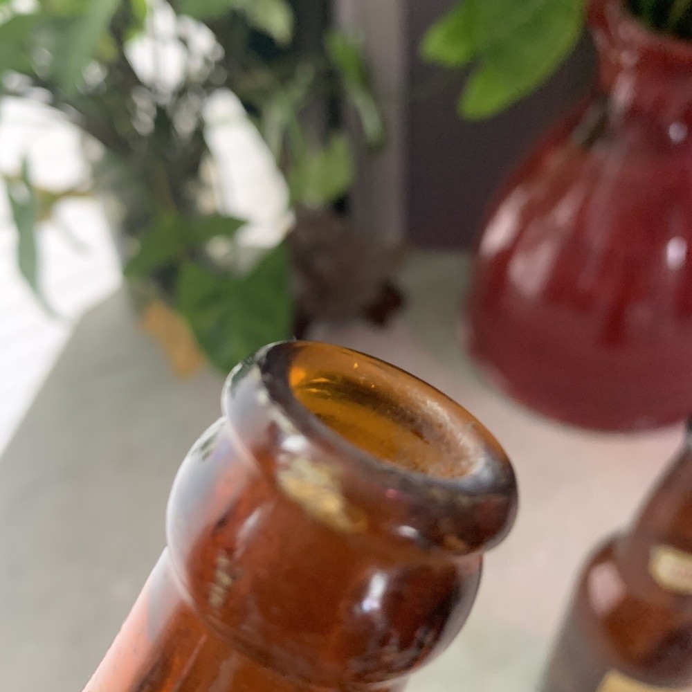 2 Simon Pure Vintage Original Beer Bottles