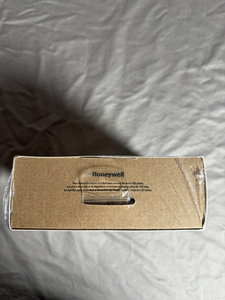 Honeywell Digital Non-Programmable Thermostat