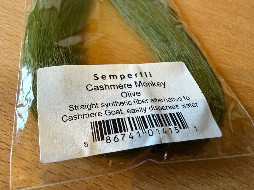 Fly tying materials - semperfli cashmere monkey olive