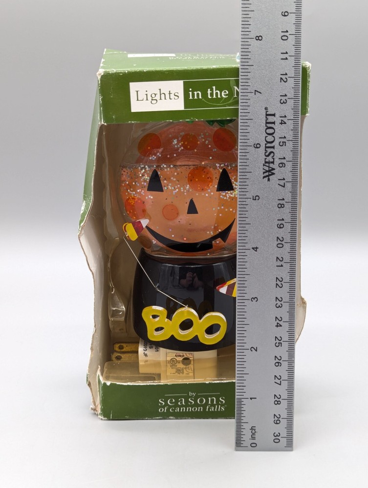 Halloween Decor Night Light Jack O Lantern Pumpkin 2001 Wall Plug