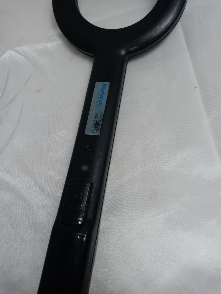 RAPISCAN SYSTEMS METOR 28 HANDHELD METAL DETECTOR
