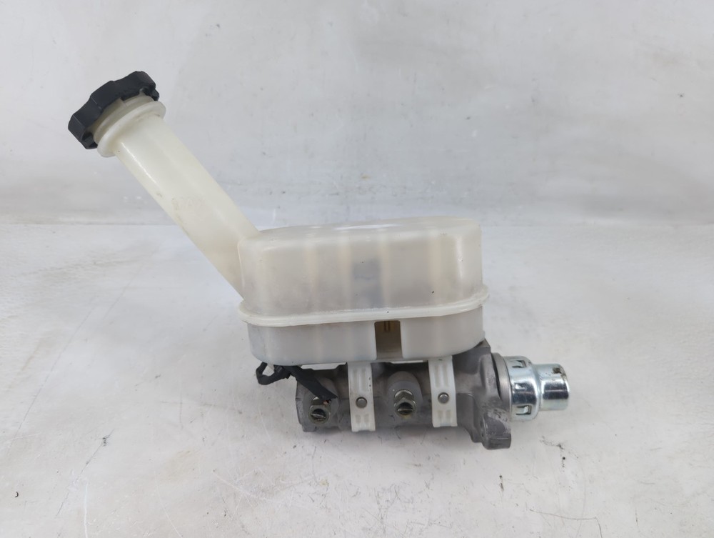 2009-2017 Gmc Acadia Brake Master Cylinder BXZF5