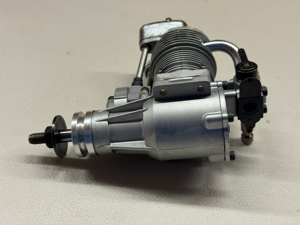 Saito FA-65 Four Stroke Hemi-Head RC Airplane Engine