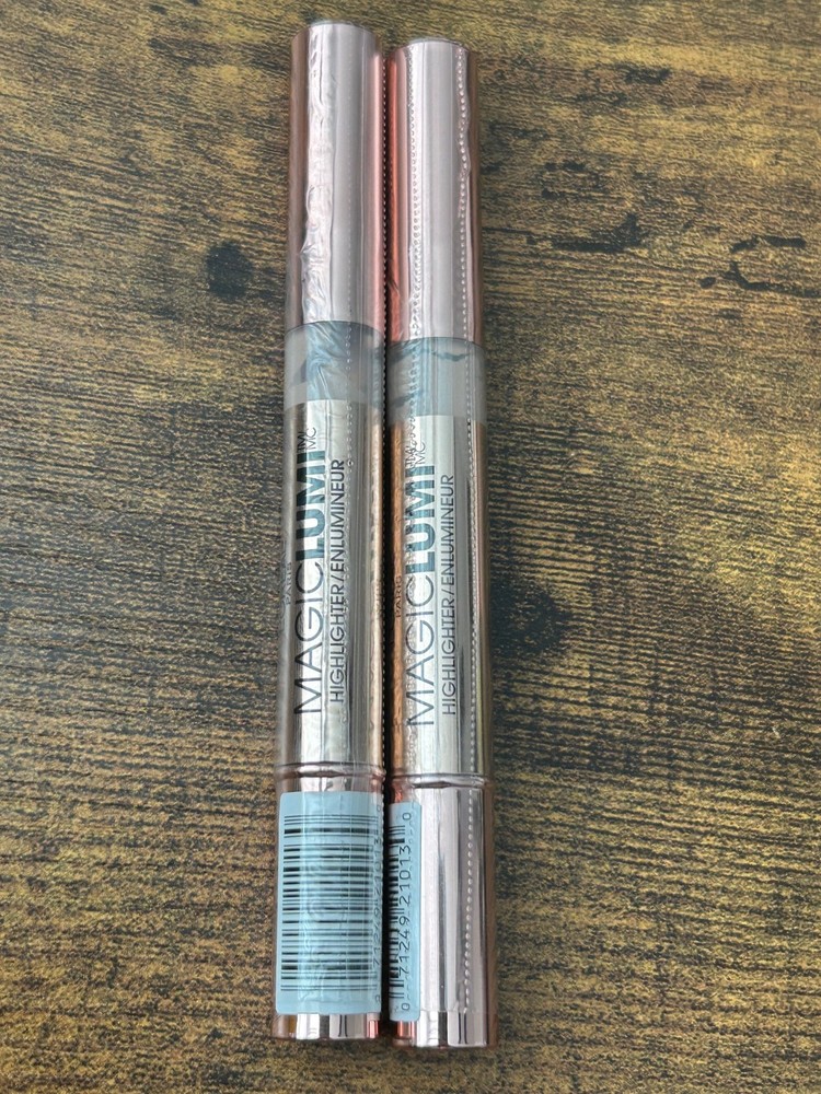 L'Oreal Paris Magic Lumi Highlighter Concealer 860 Fair New - 2 Pack