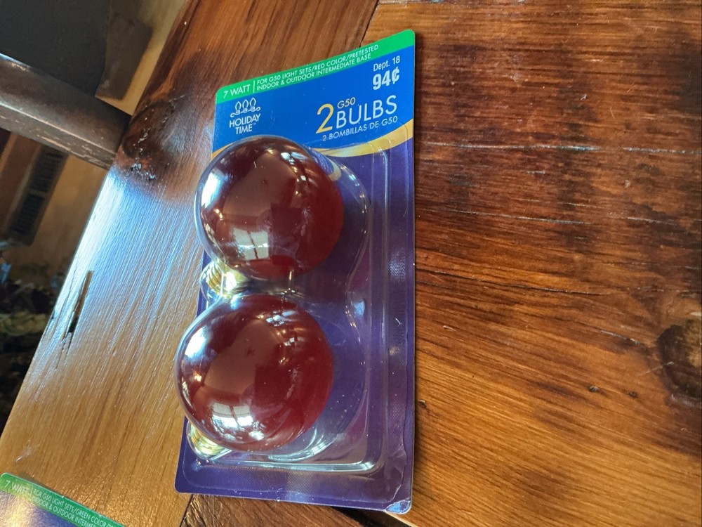 Holiday Time Replacement G50 String Light Bulbs RED. 2pk NEW IN PACKAGE