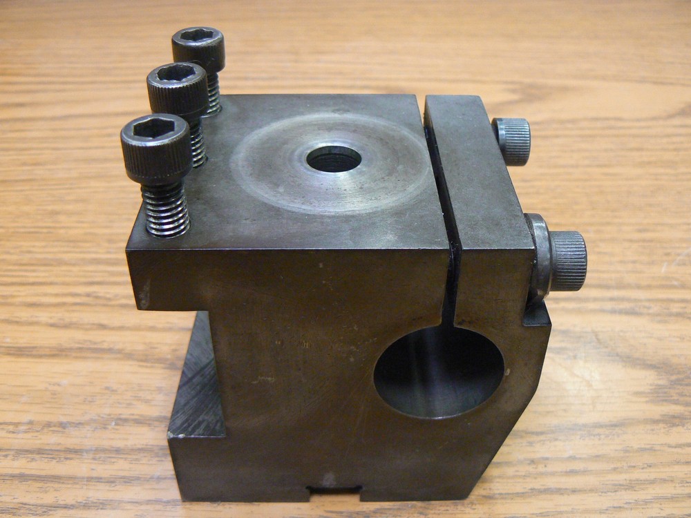 LATHE TOOL HOLDER
