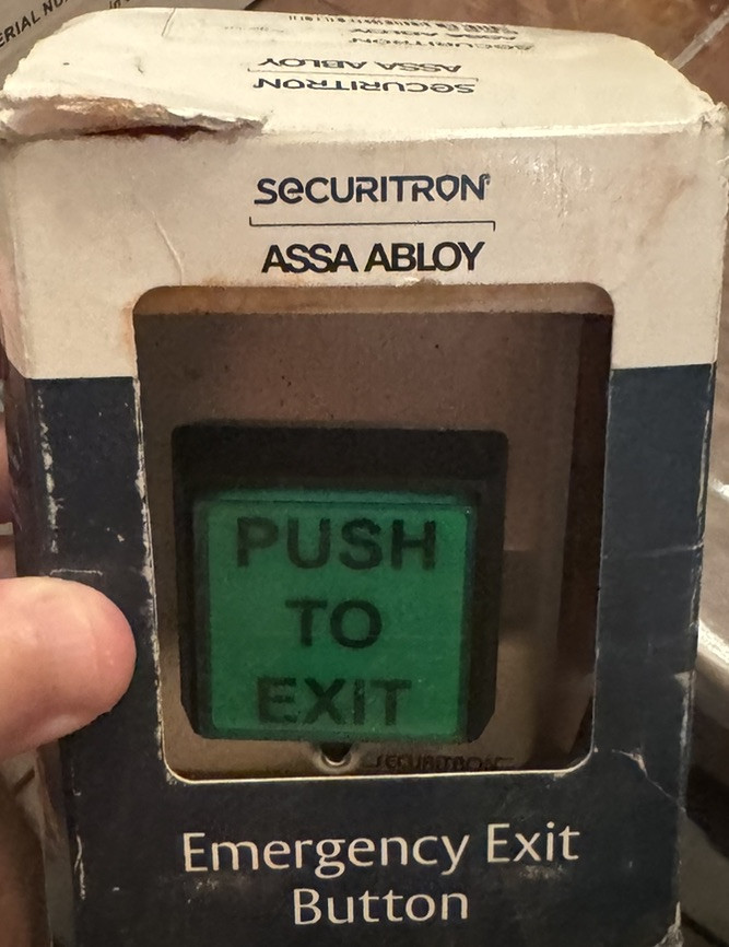Securitron EEB2 Push To Open Button (damaged Box)
