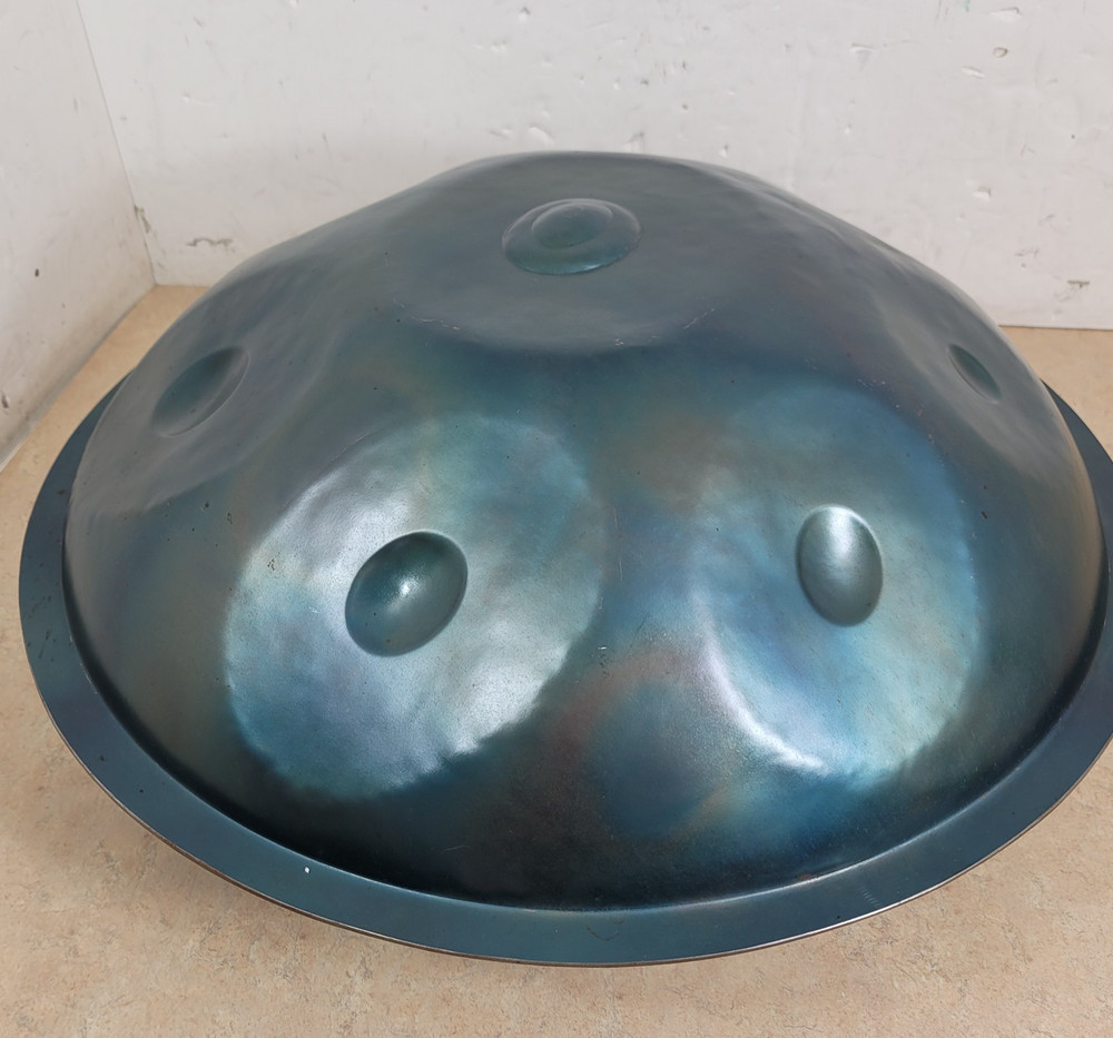 Isthmus Instruments E Minor Handpan