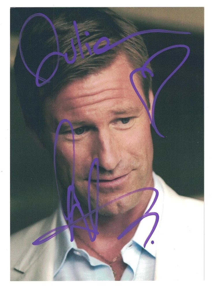 Aaron Eckhart Signed Autographed 5 x 7 Photo Actor D