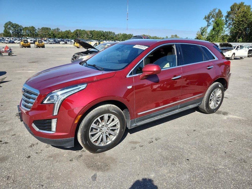 XT5 2017 Glove Box 4925385