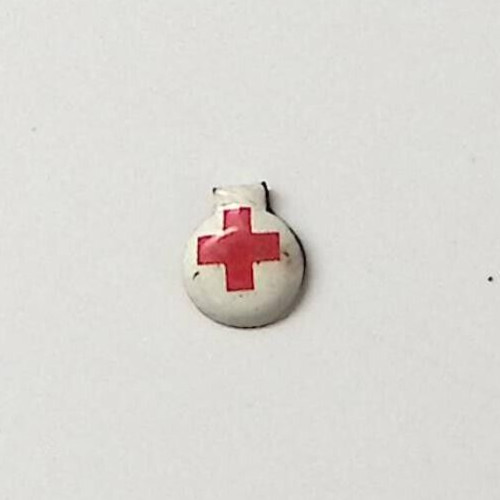1940s WWII ERA RED CROSS SUPPORT FOLD OVER TAB BUTTON   S50