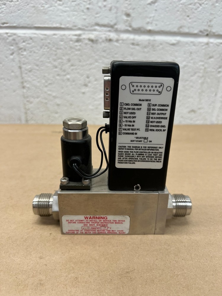 Brooks 5851E Mass Flow Controller, 100 SLPM, Oxygen, MOD: 5851E - SERVICE