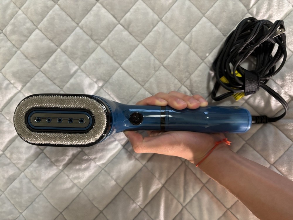 Rowenta Pure Pop Handheld Fabric Steamer