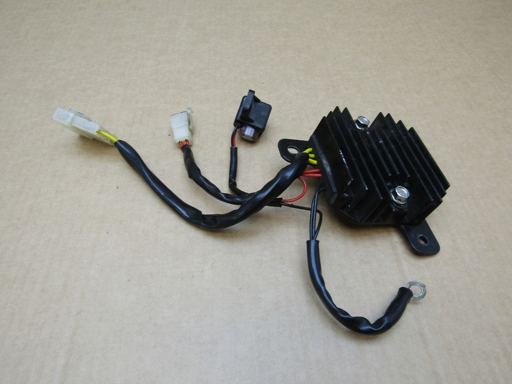 KTM RC 125 2016 8,087 miles regulator rectifier (13845)