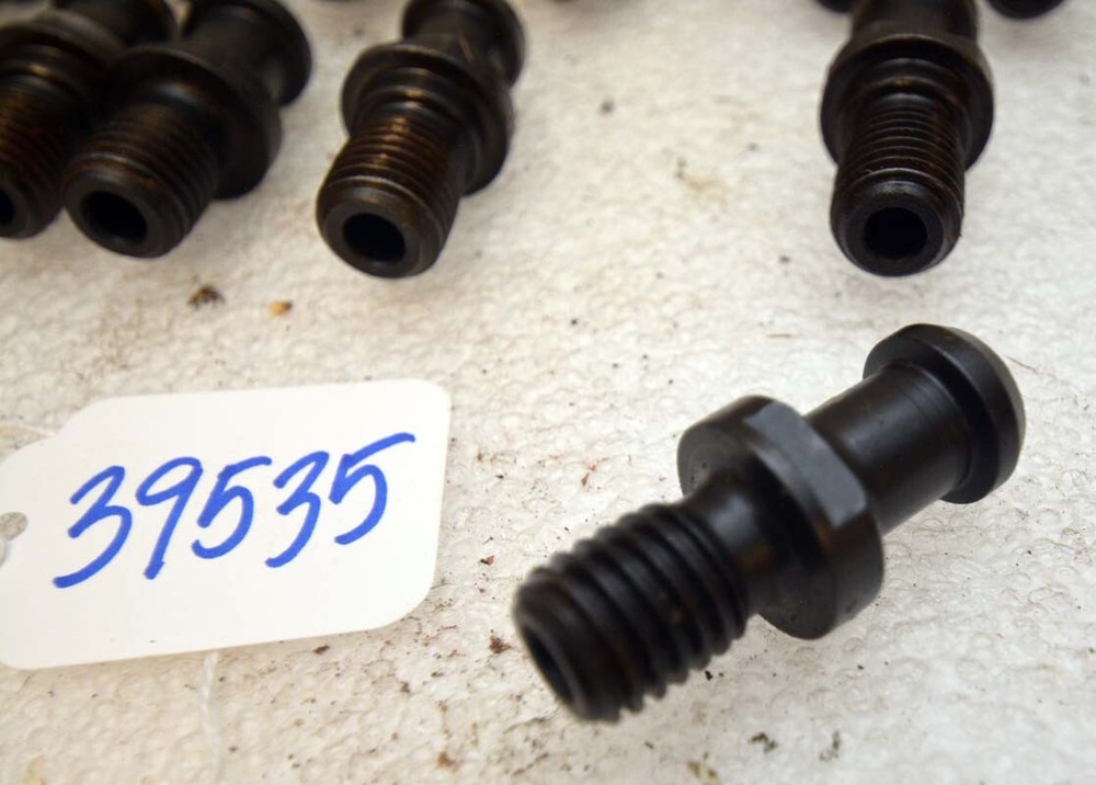 Command Retention Knob Pull Stud RS4E-0215-C (Inv.39535)